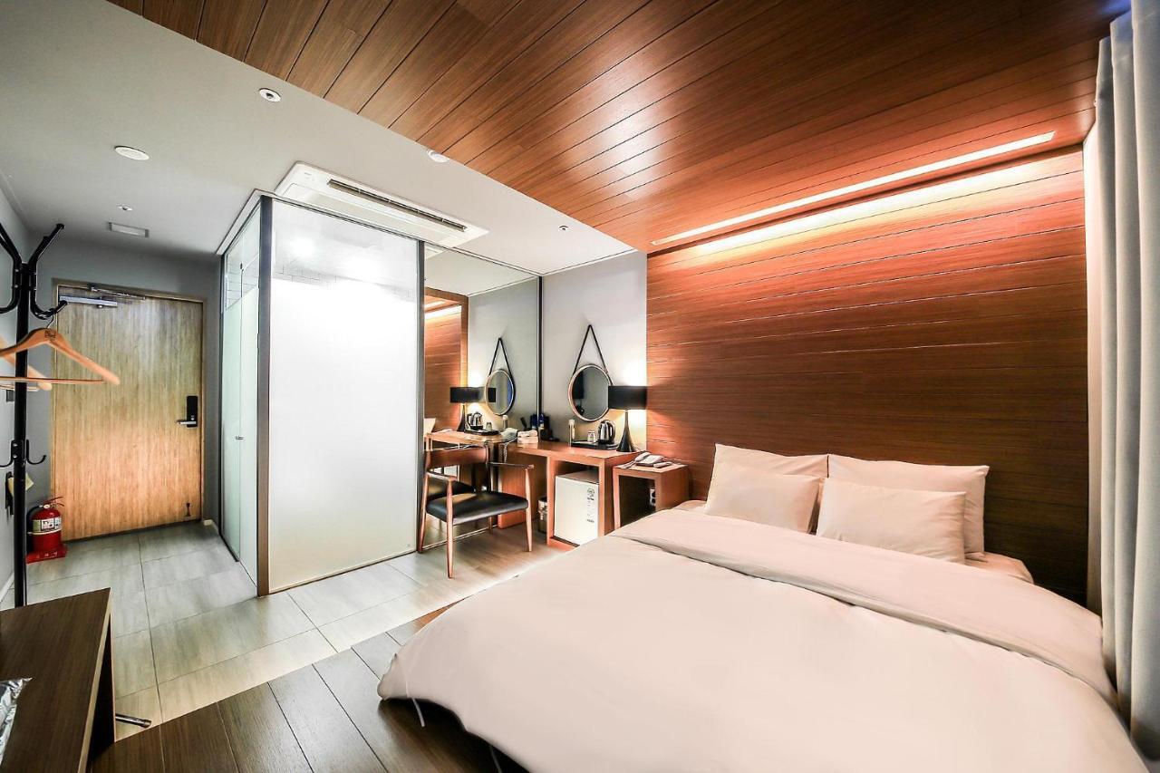 Seoul Business Blvd Hotel Ora Luaran gambar