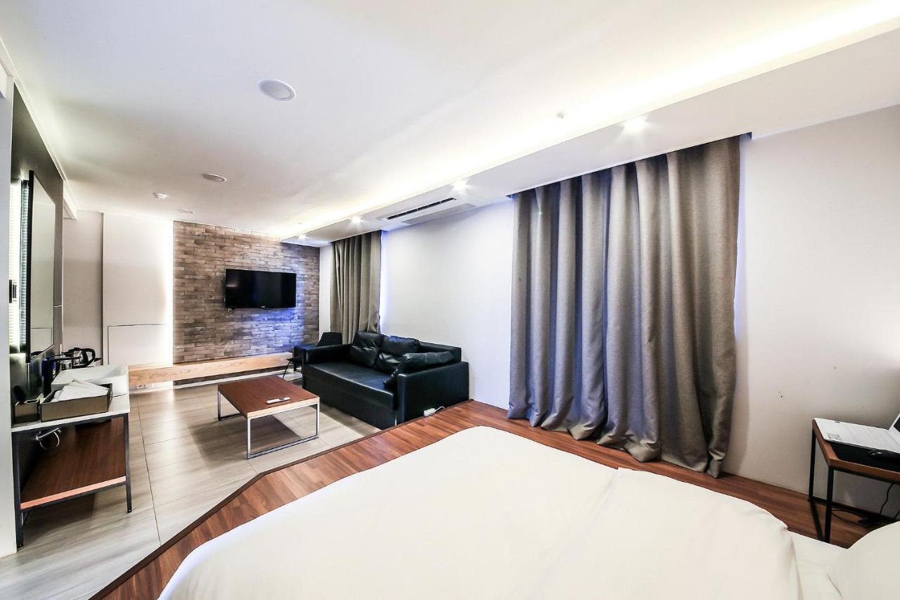 Seoul Business Blvd Hotel Ora Luaran gambar