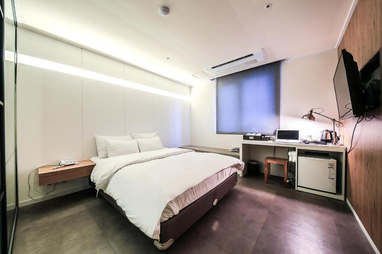 Seoul Business Blvd Hotel Ora Luaran gambar