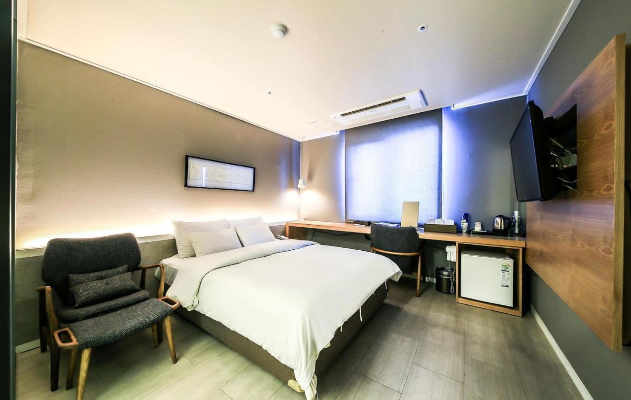 Seoul Business Blvd Hotel Ora Luaran gambar