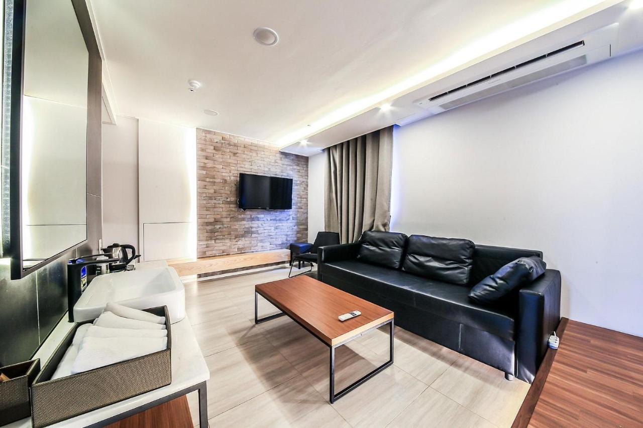 Seoul Business Blvd Hotel Ora Luaran gambar