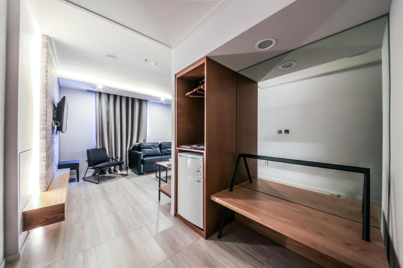 Seoul Business Blvd Hotel Ora Luaran gambar